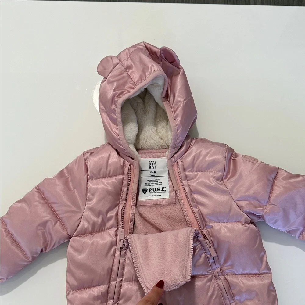 Baby GAP Pink Puffer Baby One-Piece Snowsuit with Hood 3-6 M